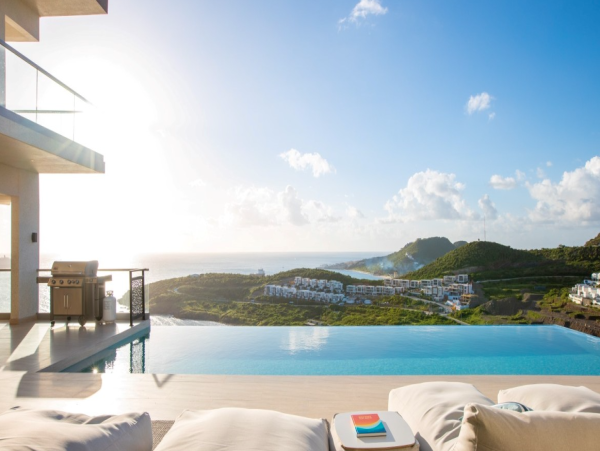 Luxury Oceanfront Villa in Indigo Bay, St. Maarten - Your Dream Getaway